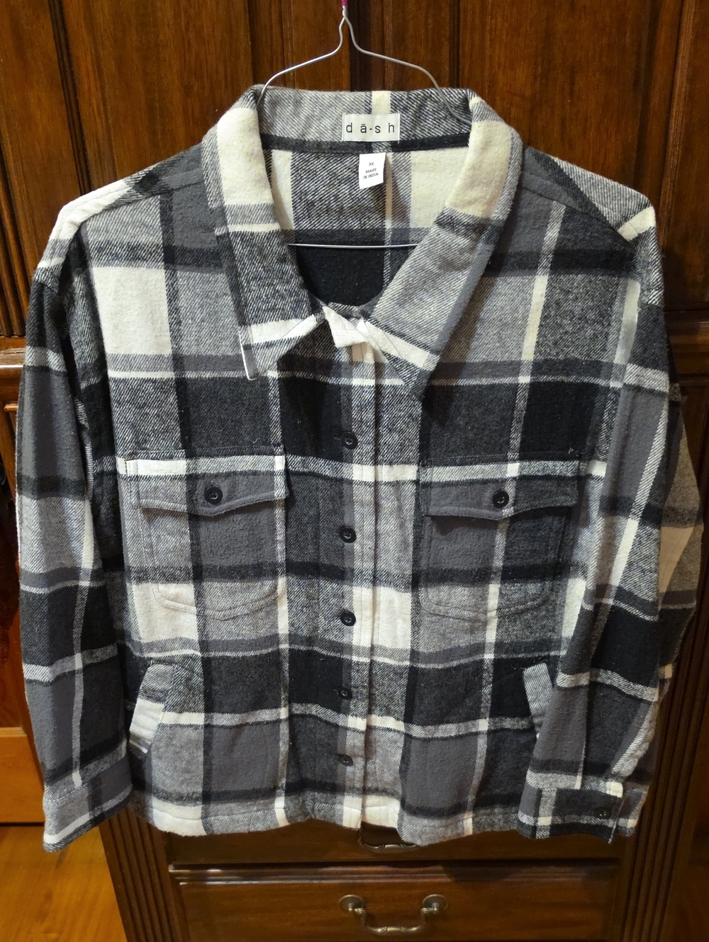 da-sh Men's Black, Gray & Cream Plaid Button-Front Shirt Jacket